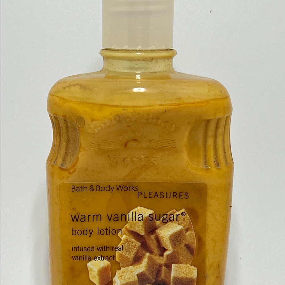 Vintage Bath and Body Works Pleasures Warm Vanilla Sugar Body Lotion